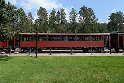 Exterior of the Mystic car